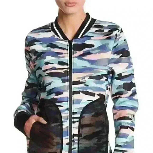 NWT $108 C&C California Womens S Camo Scuba Jacket - Picture 1 of 5